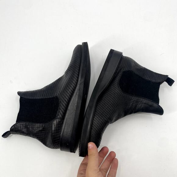 Coclico 38 Black Textured Chelsea Dena Boots - Picture 5 of 7